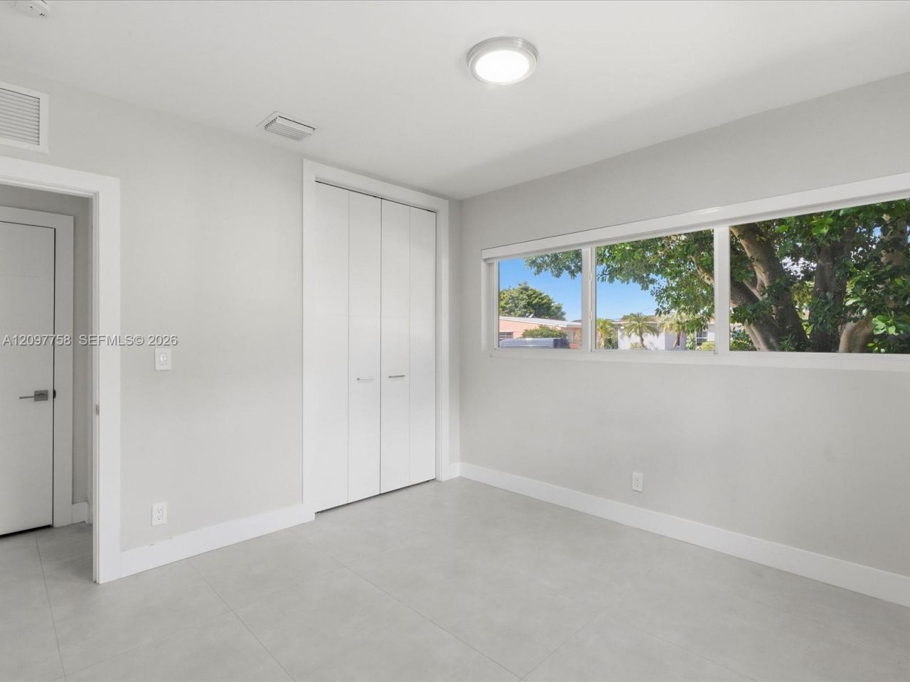 8440 SW 34th Ter, Miami, FL 33155 Photo