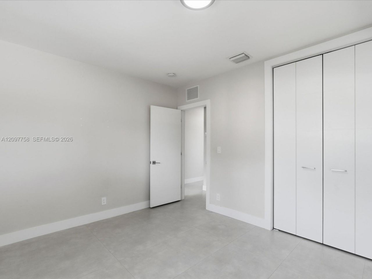 8440 SW 34th Ter, Miami, FL 33155 Photo