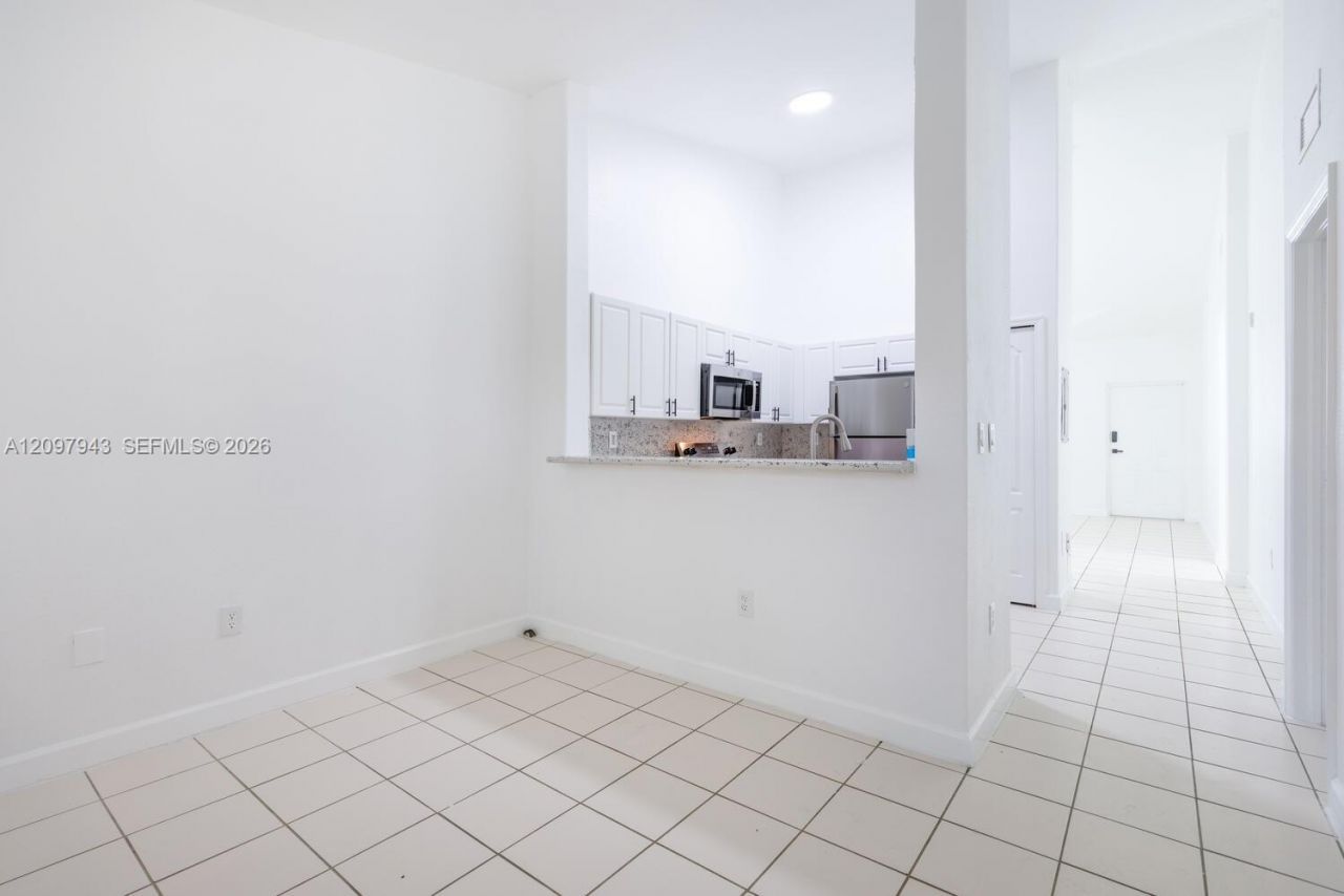 1663 SE 27th Dr , Unit 208, Homestead, FL 33035 Photo