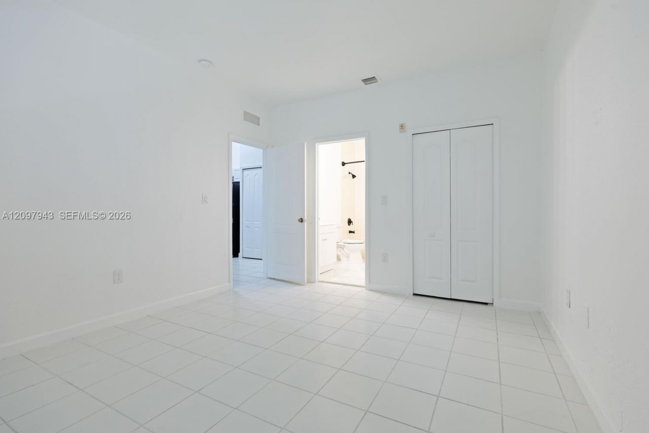 1663 SE 27th Dr , Unit 208, Homestead, FL 33035 Photo