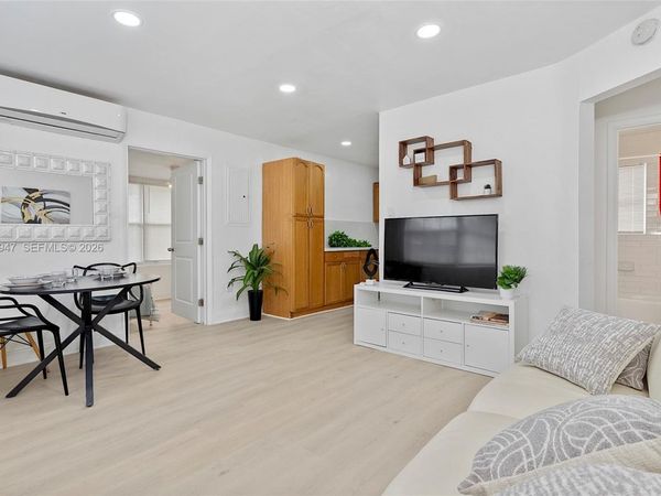 6103 Monroe St , Unit -, Hollywood, FL 33023