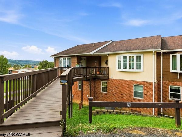 85 Pinewood Road, Clarksburg, WV 26301