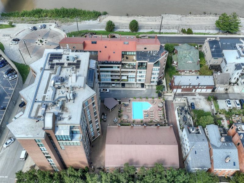 1 Riverside Place, Unit 302, Covington, KY 41011 Photo 11