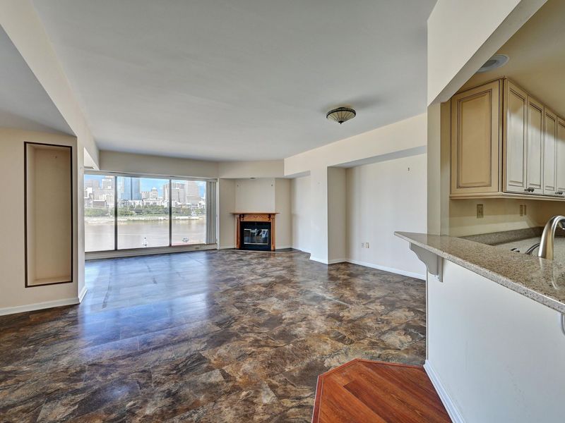 1 Riverside Place, Unit 302, Covington, KY 41011 Photo 36