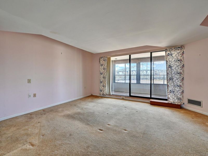 1 Riverside Place, Unit 302, Covington, KY 41011 Photo 44