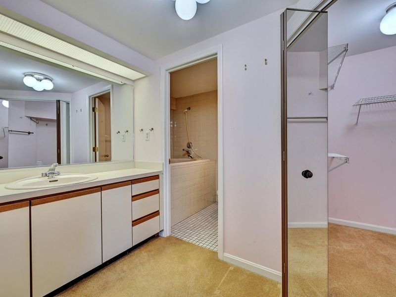 1 Riverside Place, Unit 302, Covington, KY 41011 Photo 45