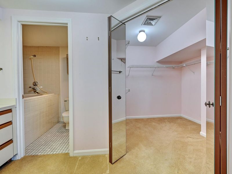 1 Riverside Place, Unit 302, Covington, KY 41011 Photo 46