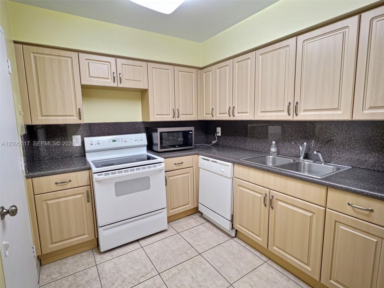 9225 Collins Ave , Unit 1109, Surfside, FL 33154 Photo