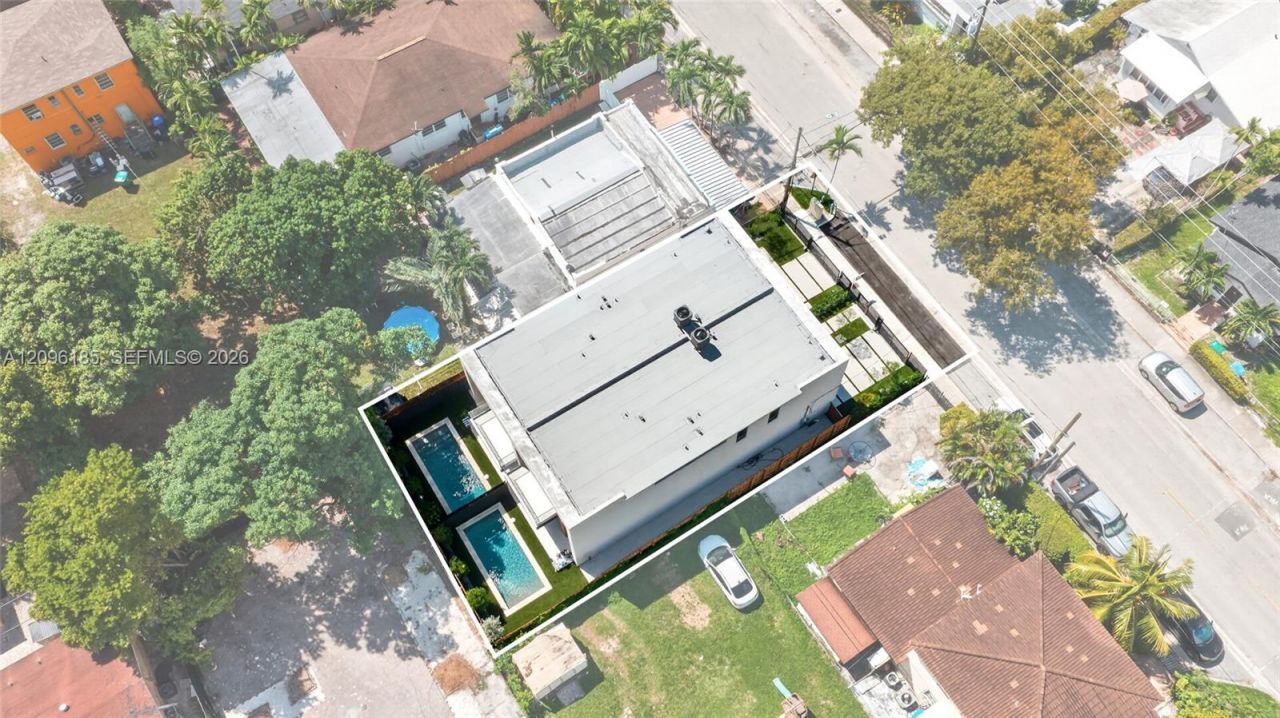 925 SW 10th Ave , Miami, FL 33130 Photo