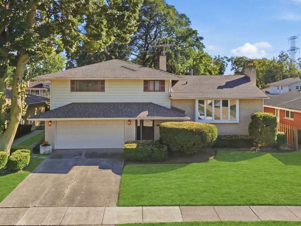 539 Sandy Lane , Des Plaines, IL 60016