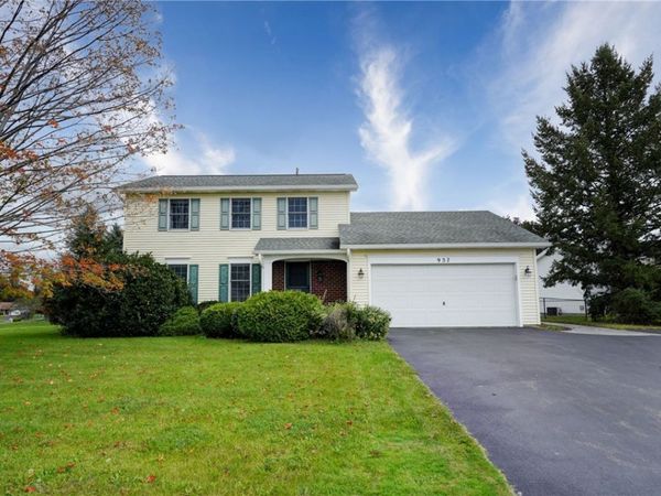 937 Gristmill , Webster, NY 14580