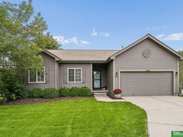 11655 Willow Park Drive, Gretna, NE 68028