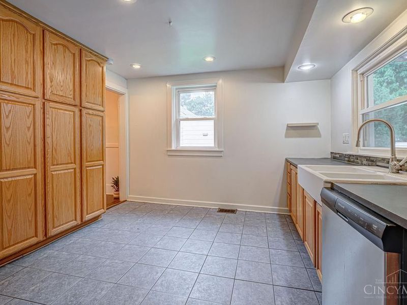 209 Main Street, College Corner, OH 45003 Photo 11