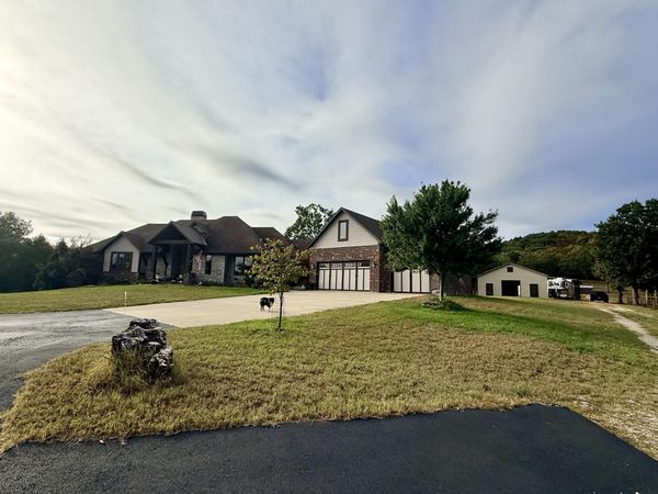 136 Arabian Way , Saddlebrooke, MO 65630