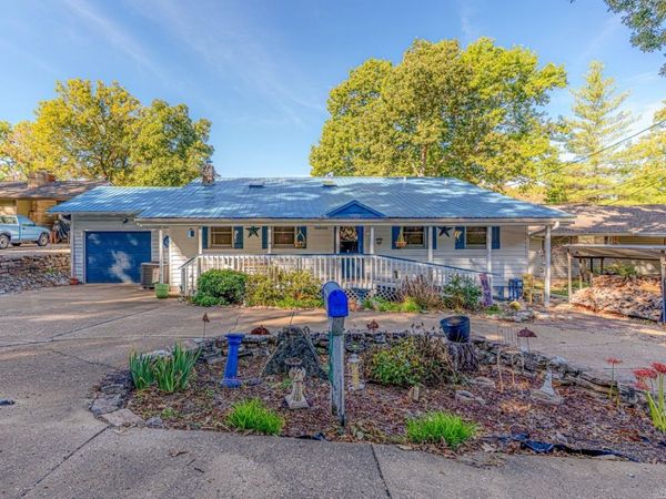 246 E Lakeshore Dr , Cherokee Village, AR 72529