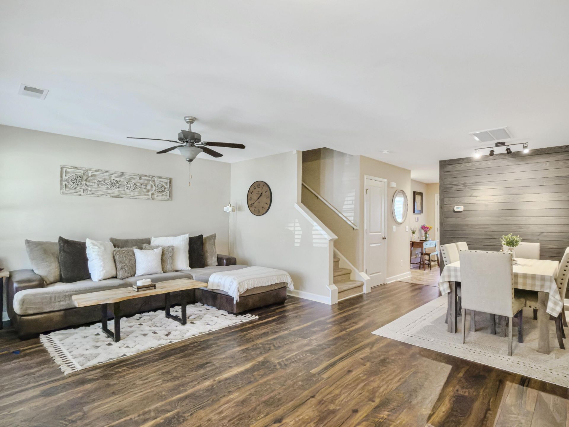 428 Truman Drive Photo 2