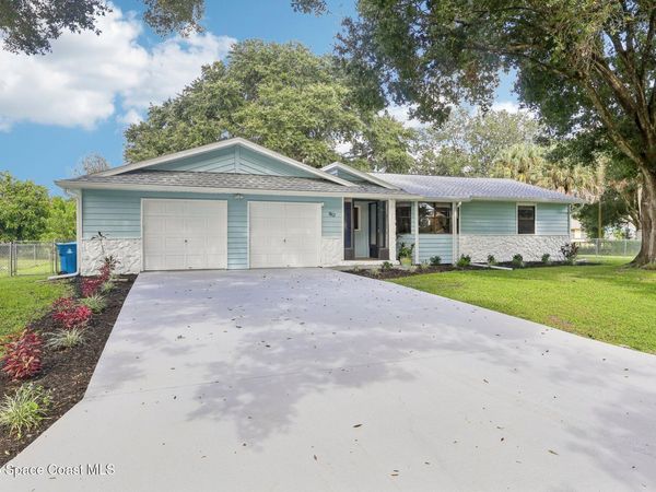 982 Nixon Circle NE, Palm Bay, FL 32907