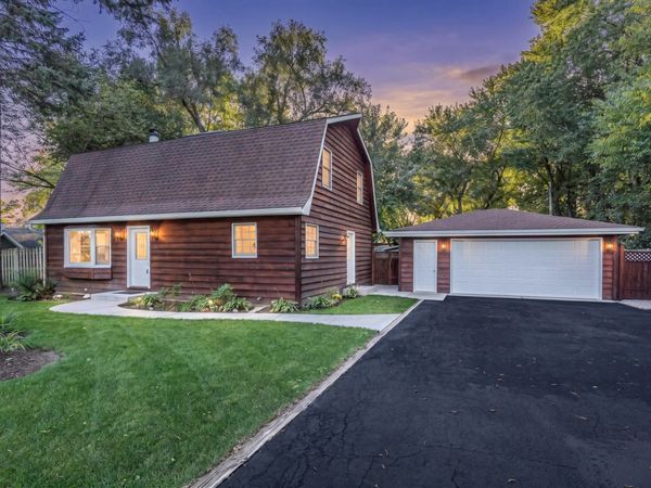 27554 N Beech Street , Island Lake, IL 60042
