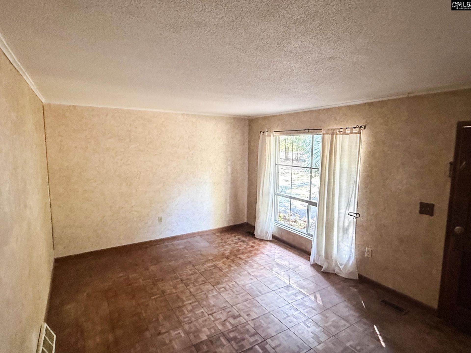 2133 Blue Horse Circle Photo 7