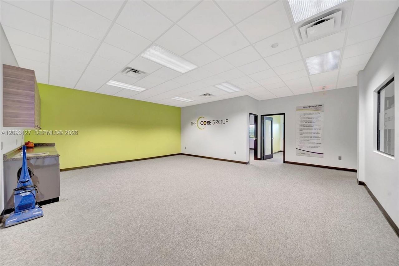 2200 N University Dr , Sunrise, FL 33322 Photo