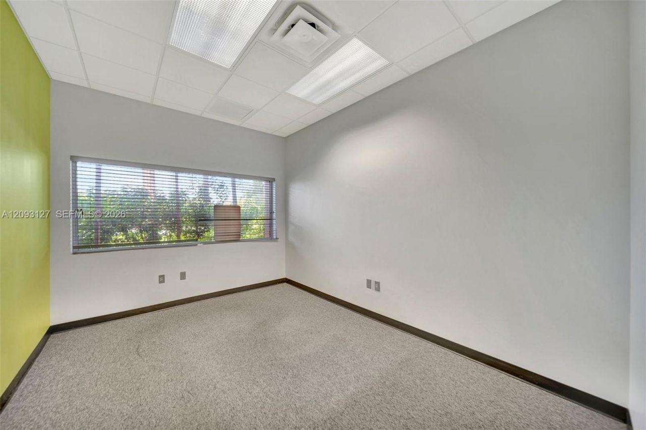2200 N University Dr , Sunrise, FL 33322 Photo