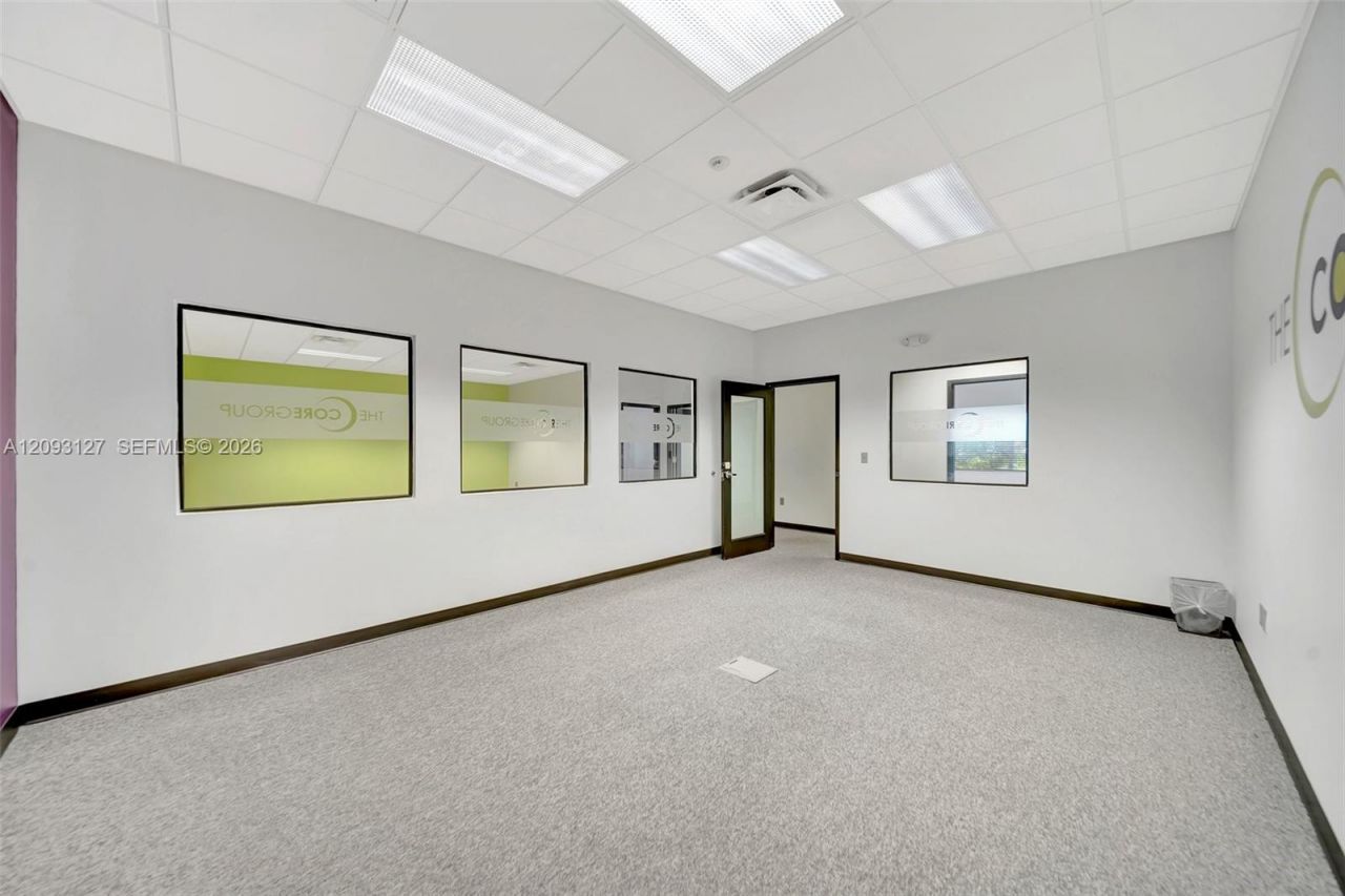 2200 N University Dr , Sunrise, FL 33322 Photo