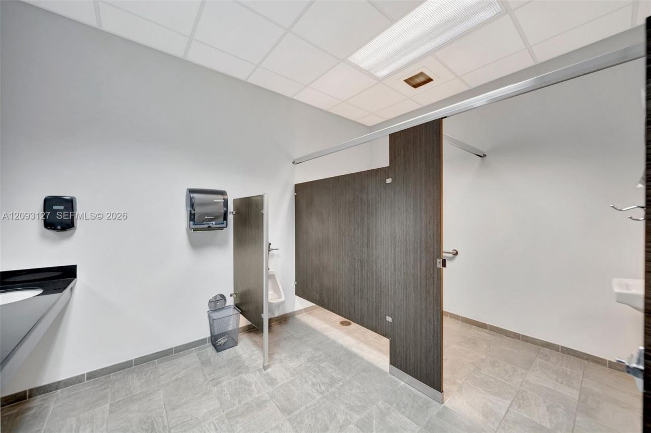 2200 N University Dr , Sunrise, FL 33322 Photo