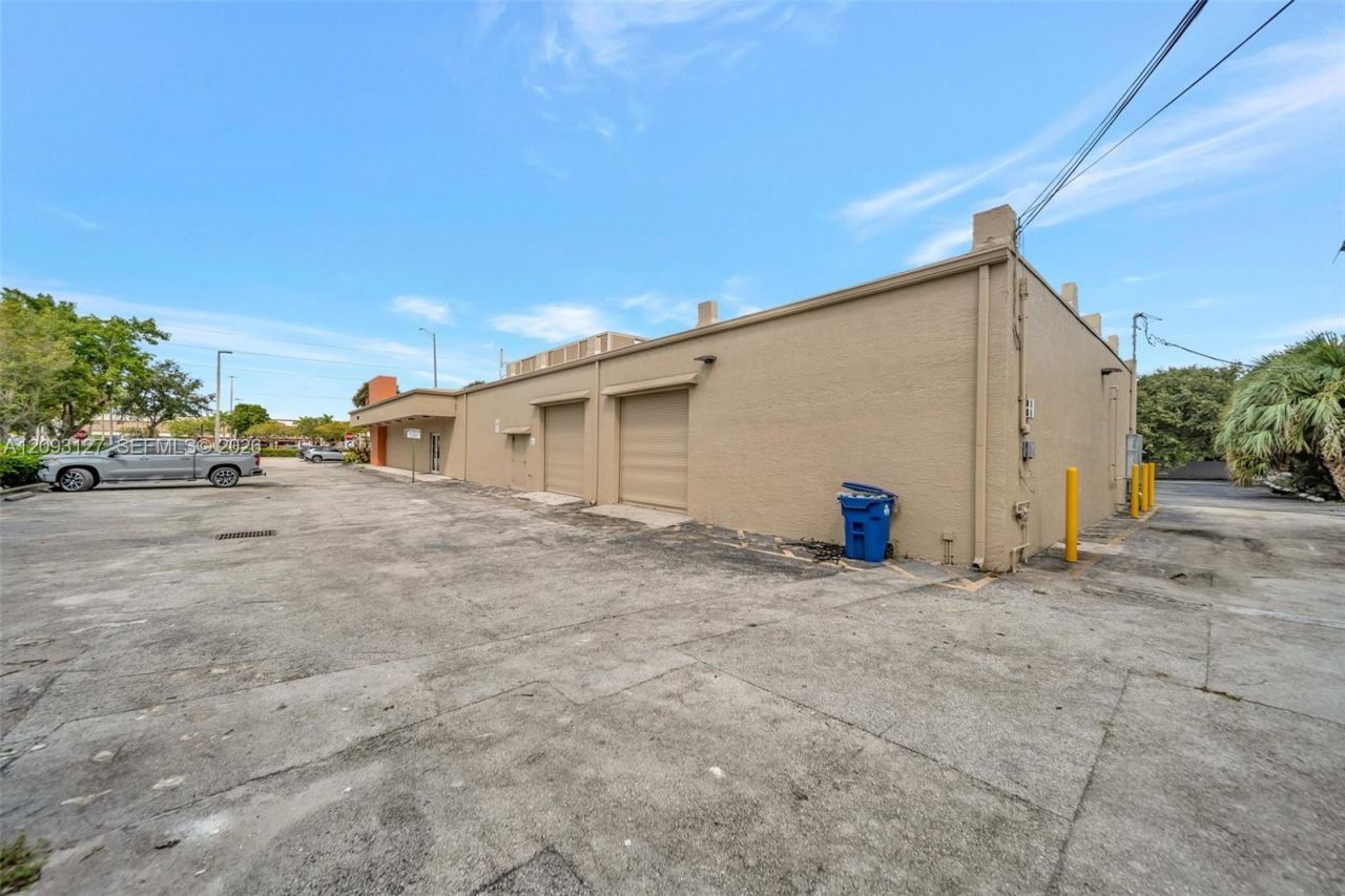 2200 N University Dr , Sunrise, FL 33322 Photo