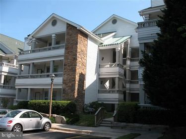 4447 FAIR STONE DRIVE, Unit 102, FAIRFAX, VA 22033
