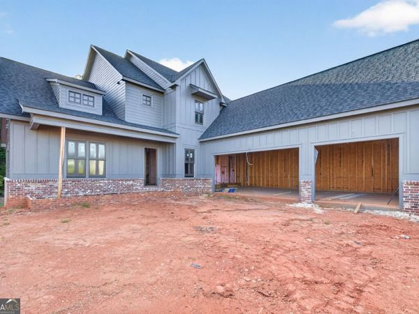 271 Lake Vista Drive, Statham, GA 30666