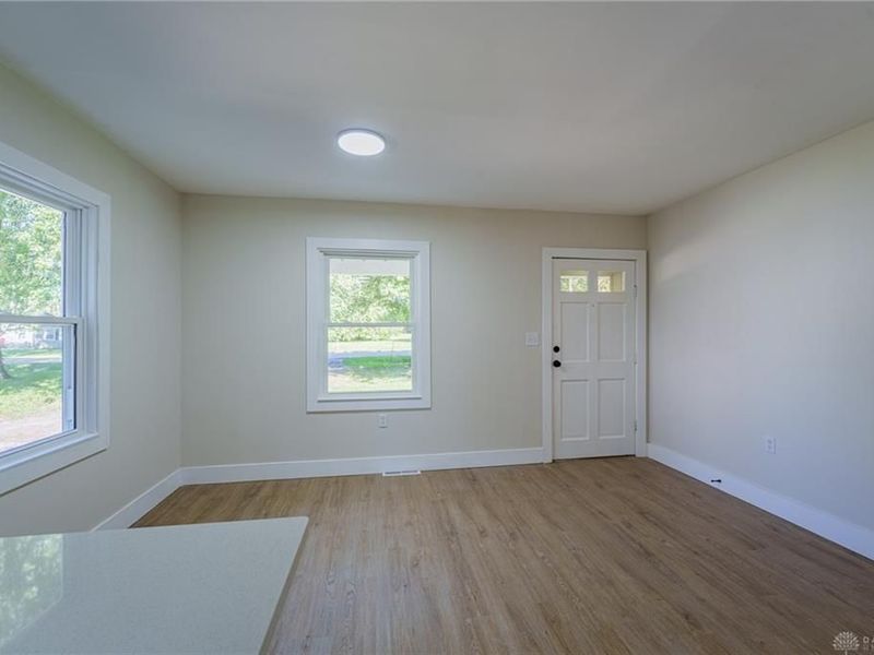 2567 W Jackson Road, Mad River Township, OH 45387 Photo 8