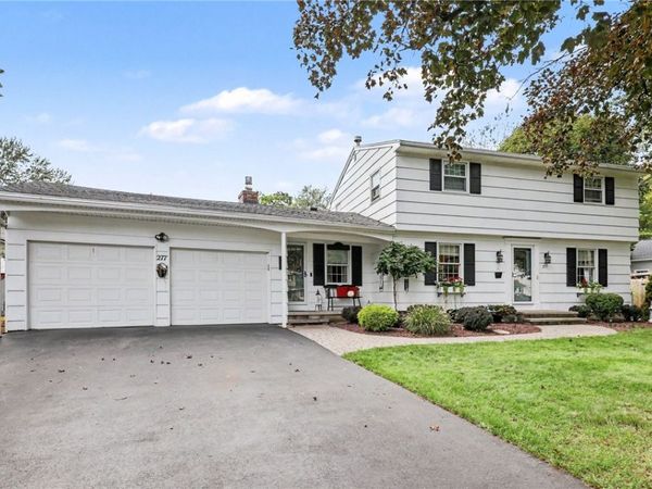 277 Country Shire Drive, Rochester, NY 14626