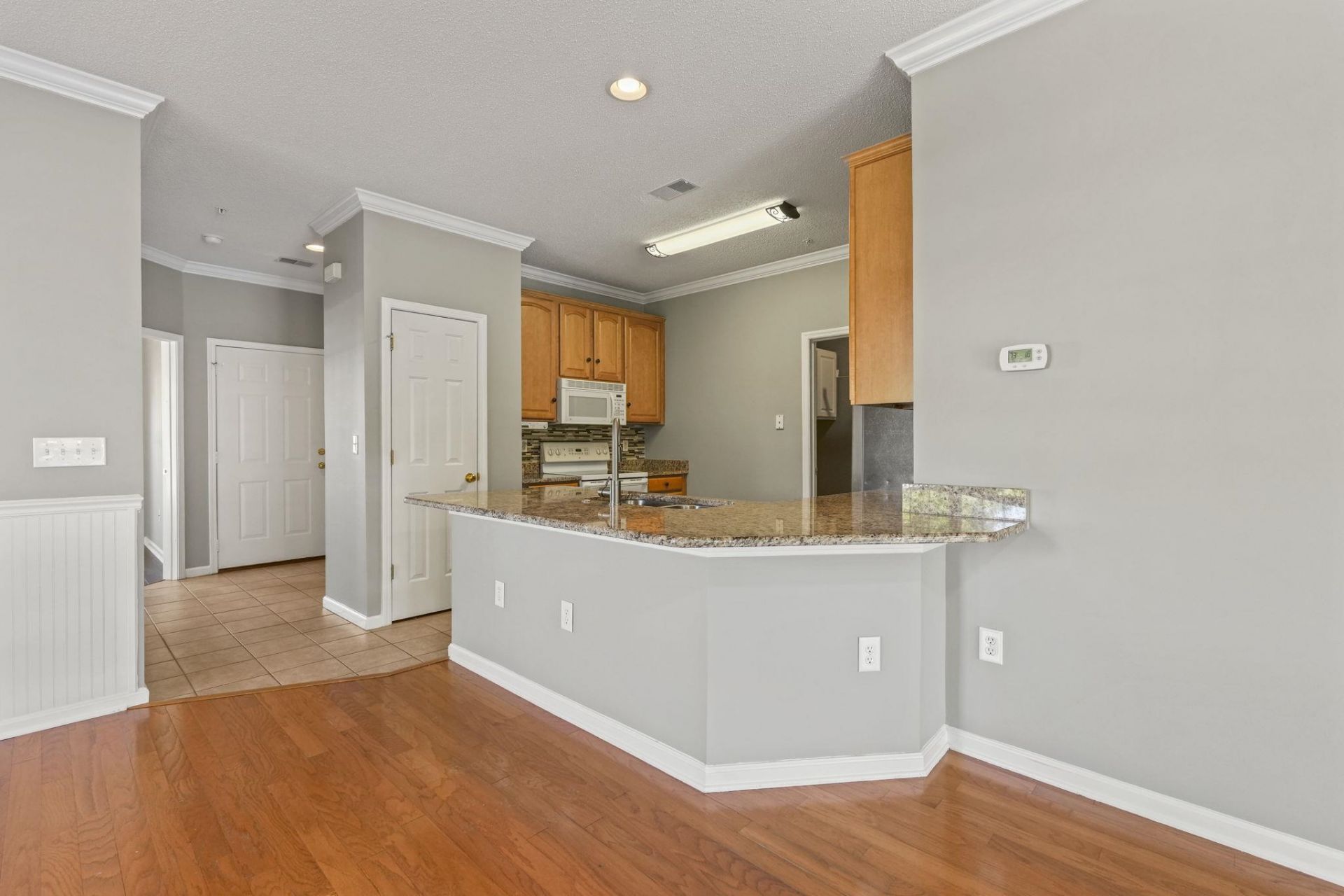 5792 Longwood Dr. Photo 12