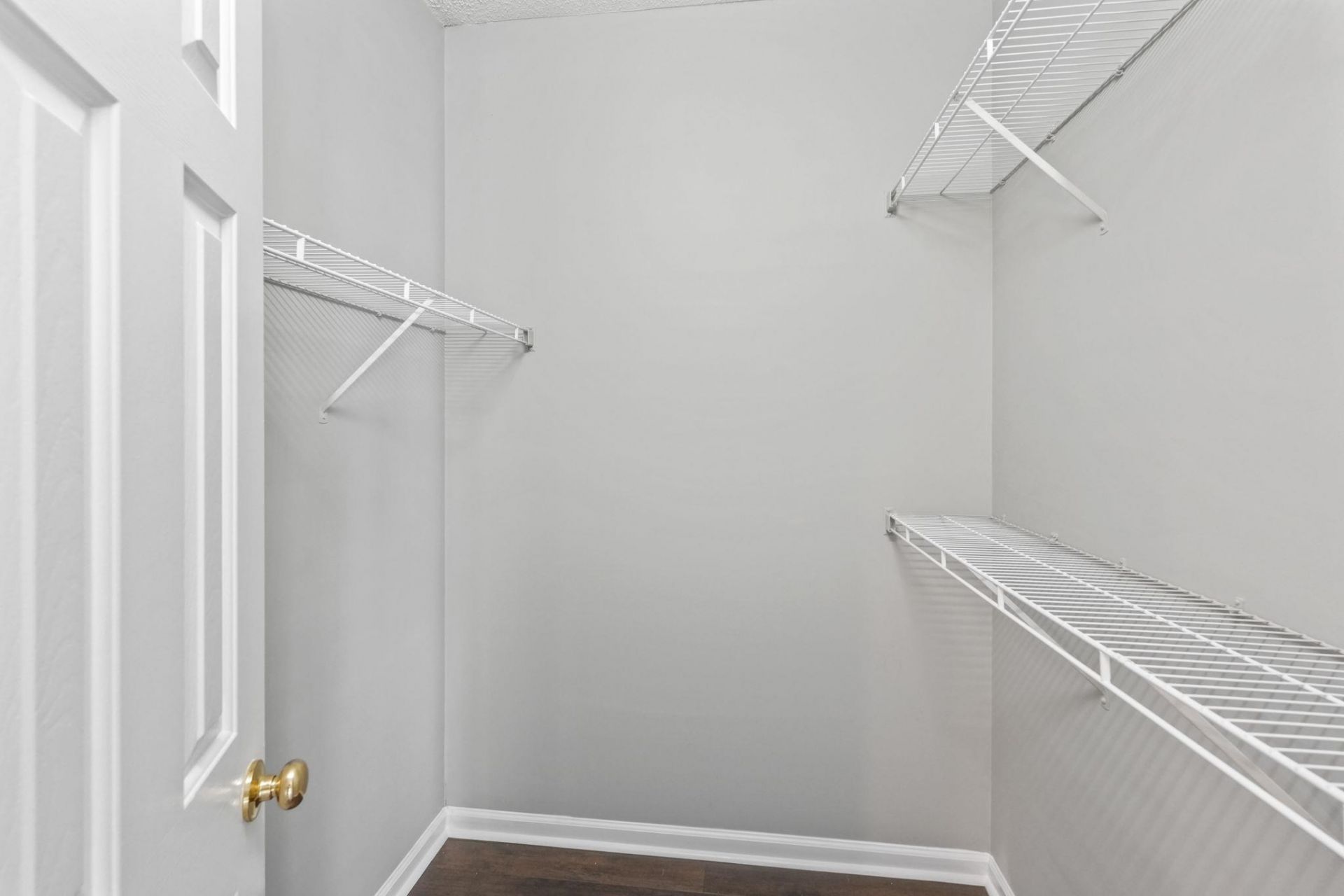 5792 Longwood Dr. Photo 17