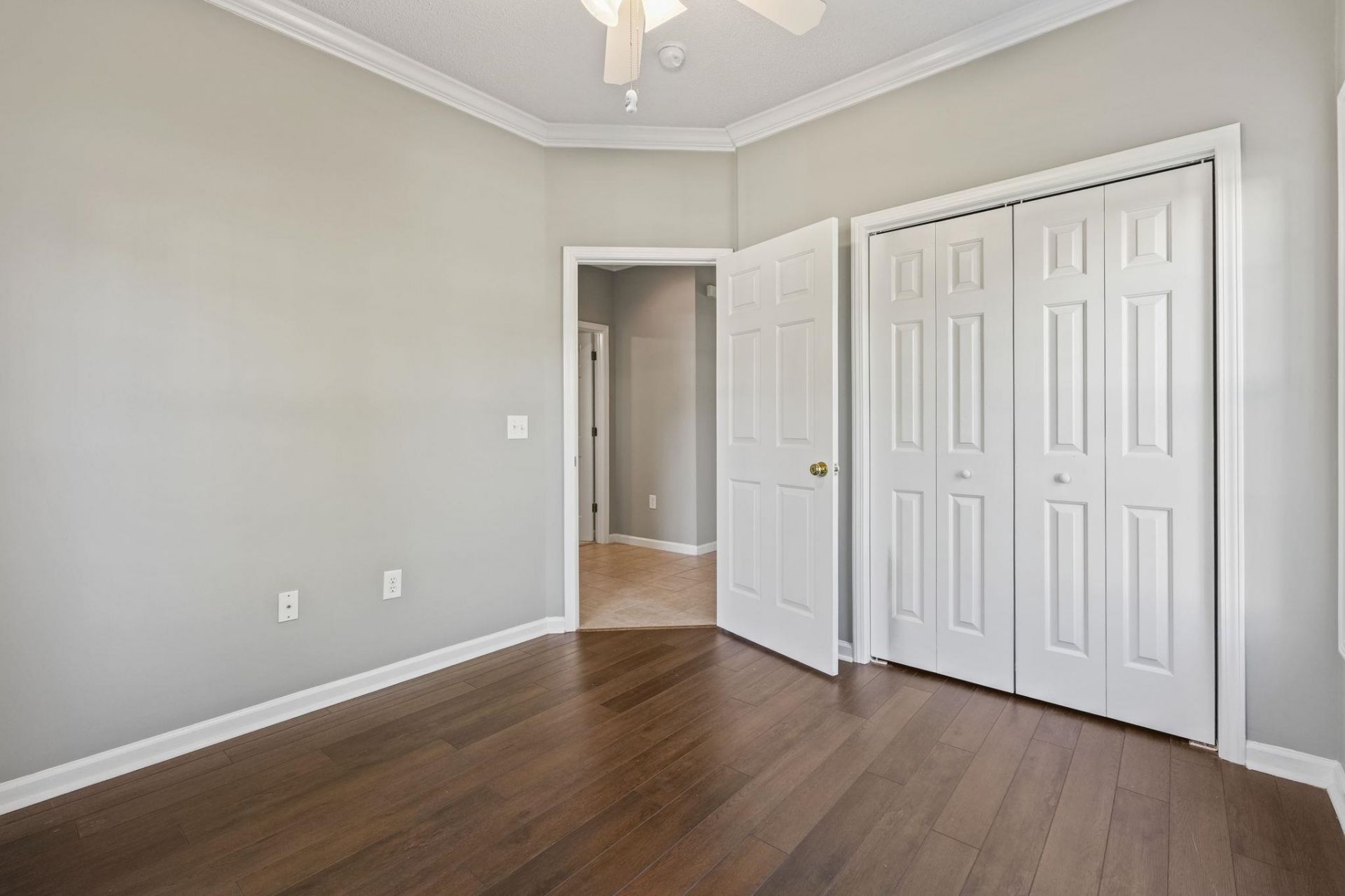 5792 Longwood Dr. Photo 21