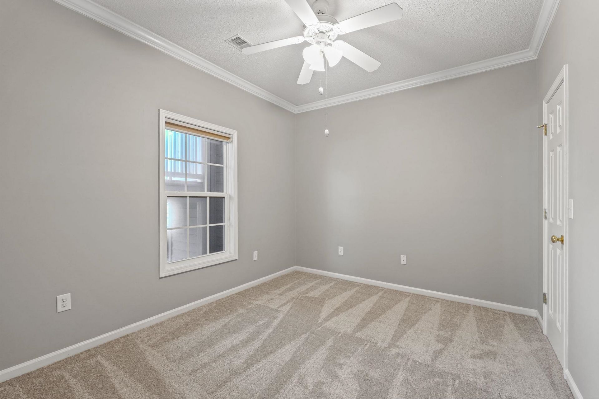 5792 Longwood Dr. Photo 25