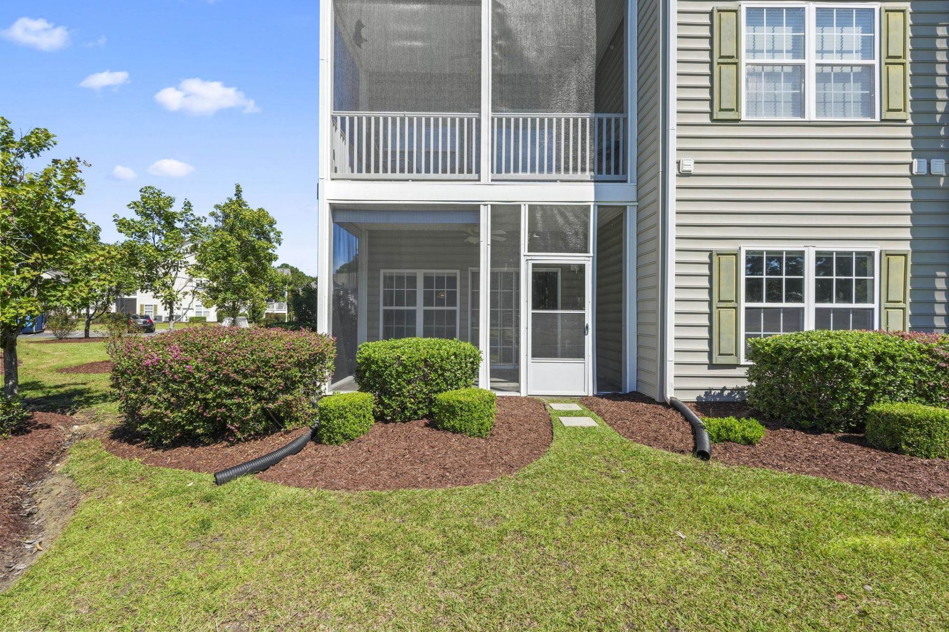 5792 Longwood Dr. Photo 31
