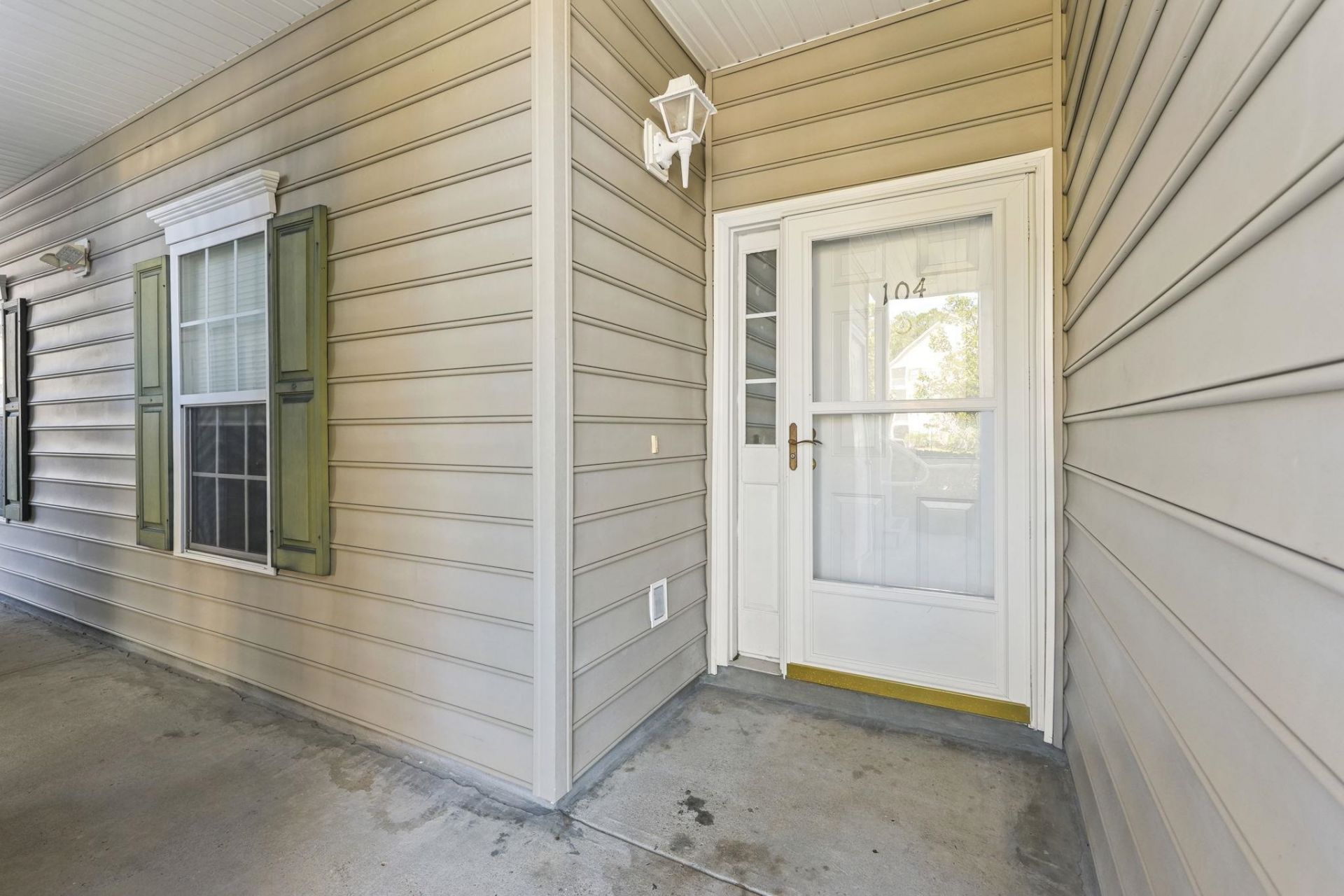 5792 Longwood Dr. Photo 32