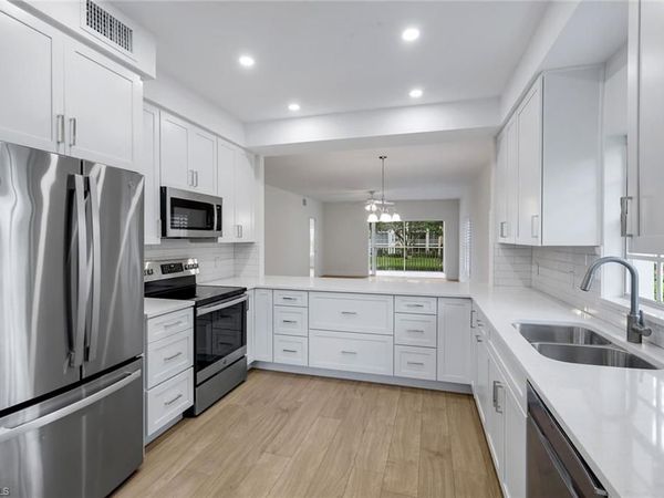 6030 Chardonnay LN , Unit 204, NAPLES, FL 34119