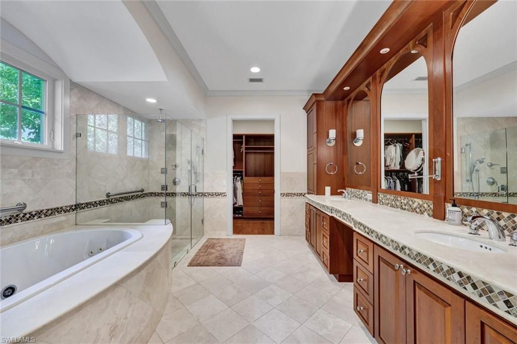 8840 Mariposa Ct, Naples, FL 34113 Photo