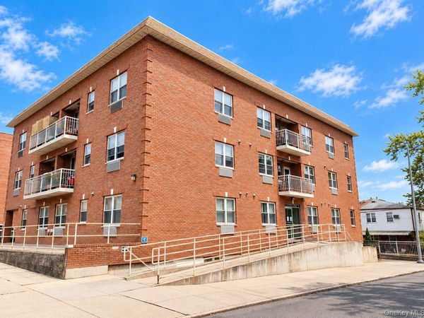 36-41 169th Street, Unit 2E, Flushing, NY 11358