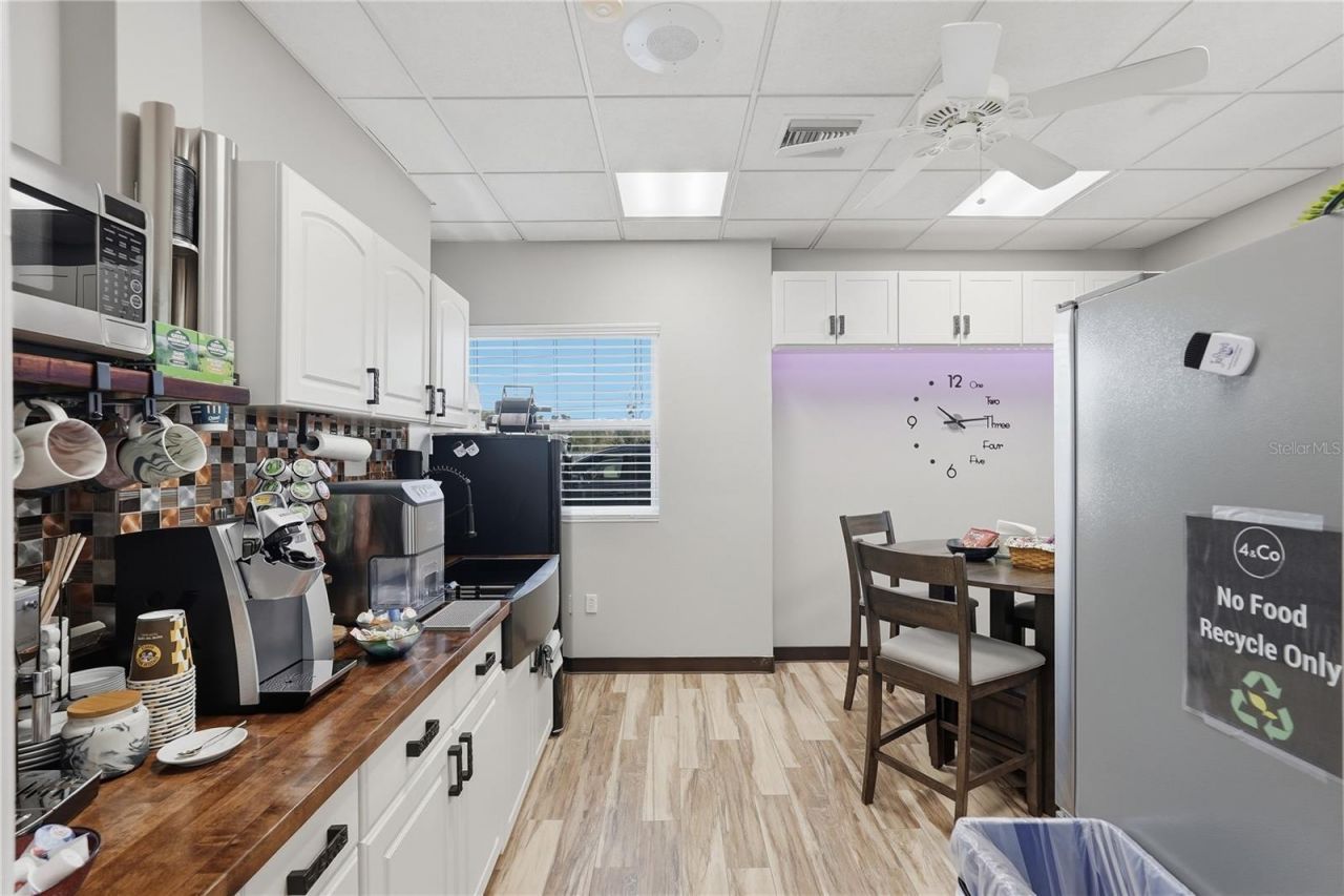 2729 State Road 580 , Clearwater, FL 33761 Photo