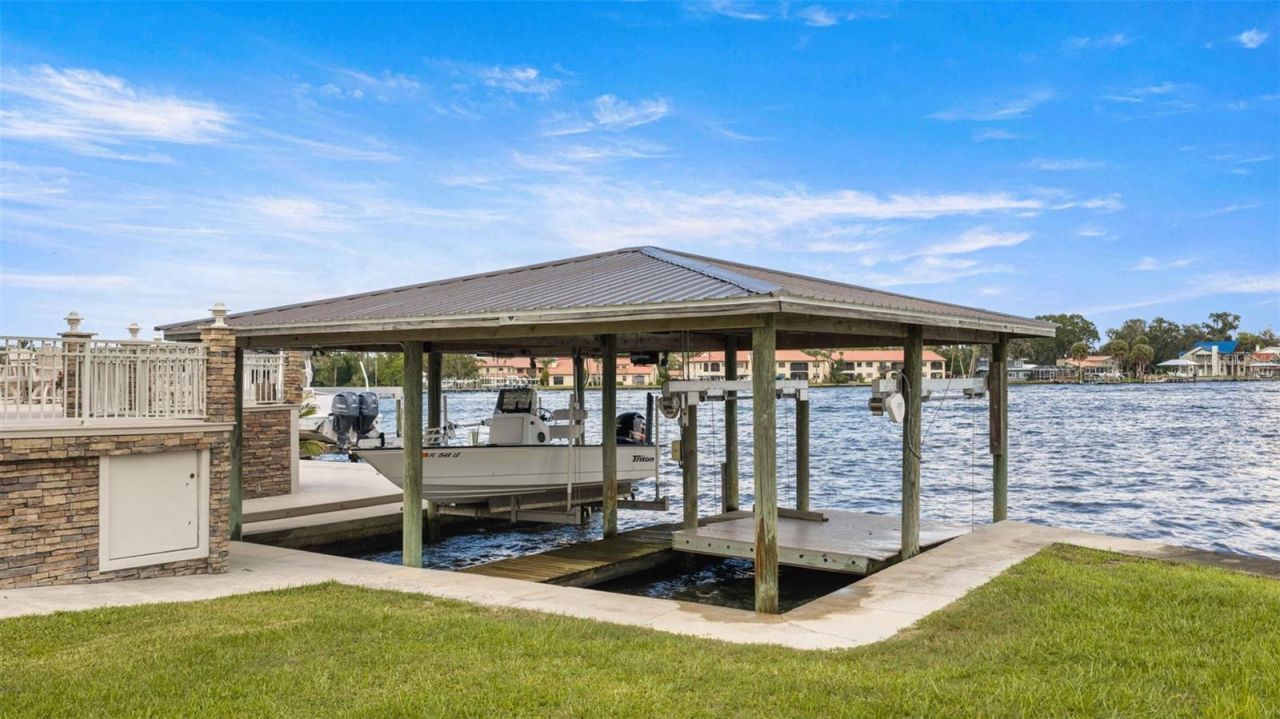 2247 N Pilot Point, Crystal River, FL 34429 Photo