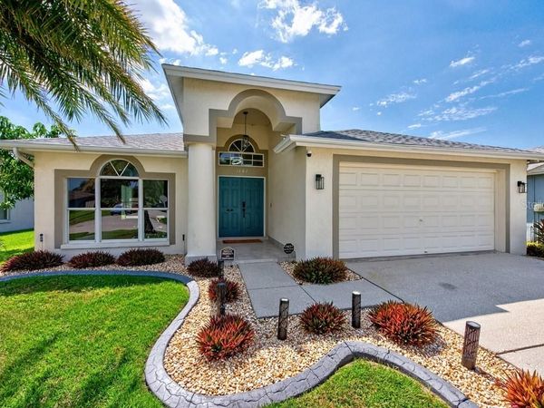 1802 WAKEFIELD DRIVE , BRANDON, FL 33511