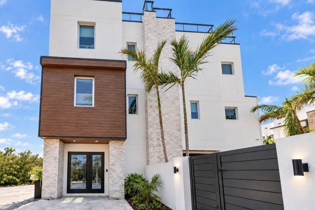 1406 Tangier Way, Sarasota, FL 34239 Photo