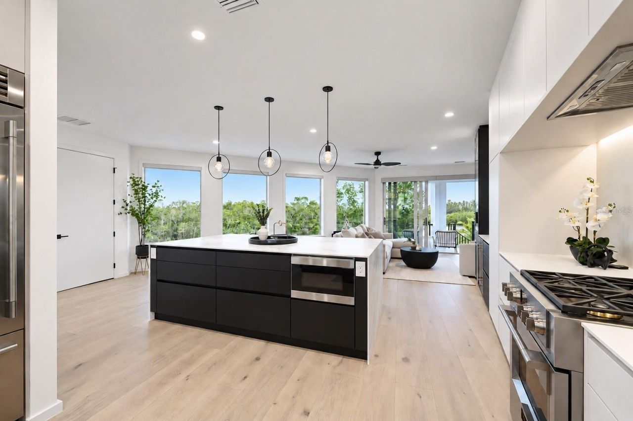 1406 Tangier Way, Sarasota, FL 34239 Photo