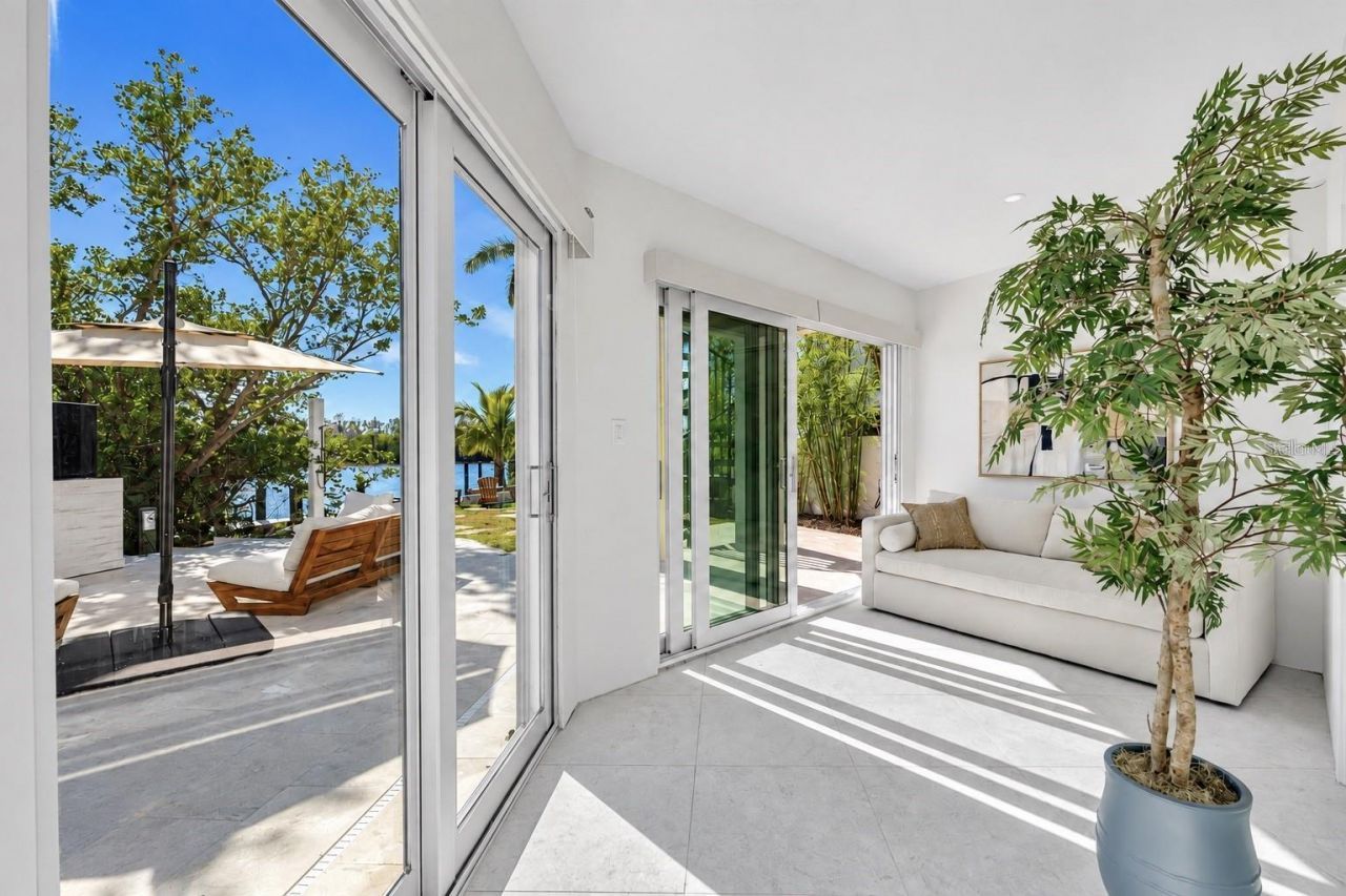 1406 Tangier Way, Sarasota, FL 34239 Photo