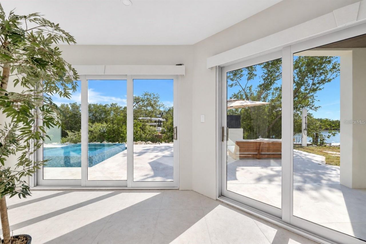 1406 Tangier Way, Sarasota, FL 34239 Photo