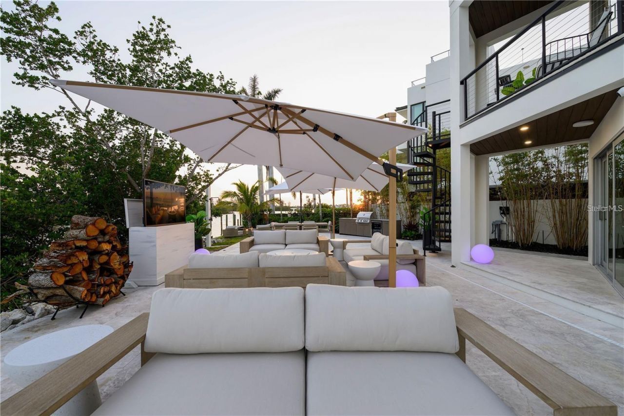 1406 Tangier Way, Sarasota, FL 34239 Photo