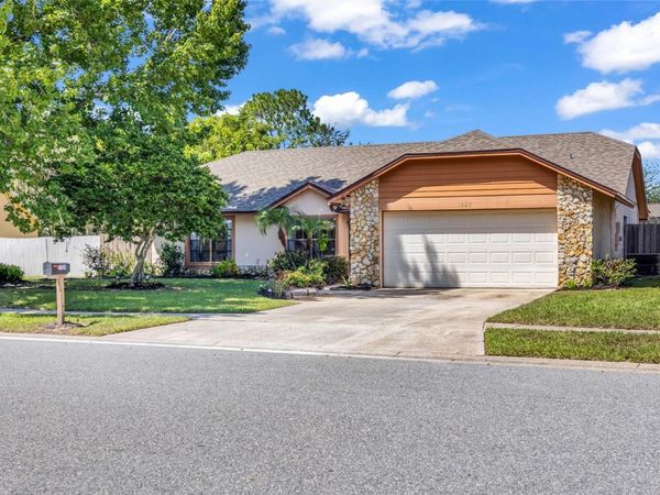 1024 DINERO DRIVE , WINTER SPRINGS, FL 32708